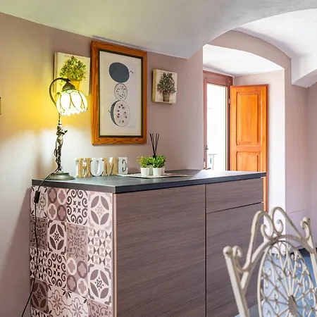 Loft Verga, Cuore E Stile In Centro A Apartment *