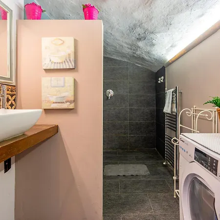 公寓 Loft Verga, Cuore E Stile In Centro A 都灵