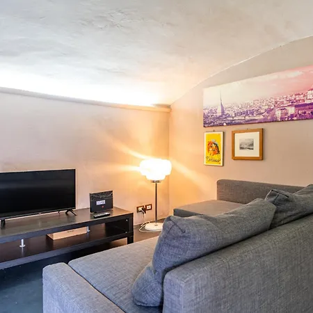 Loft Verga, Cuore E Stile In Centro A Turyn