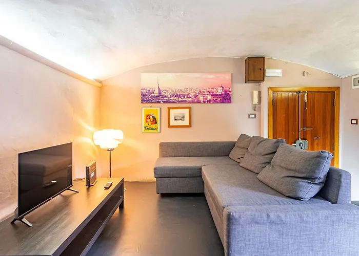 Loft Verga, Cuore E Stile In Centro A * Turin